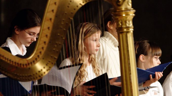 Traditionelles Weihnachtsliedersingen der Schola Cantorum Leipzig in der Peterskirche