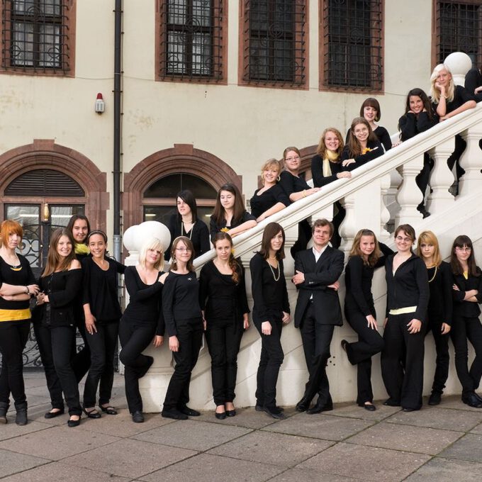 Fotoshooting des Mädchenchores der Schola Cantorum Leipzig in der Leipziger Innenstadt