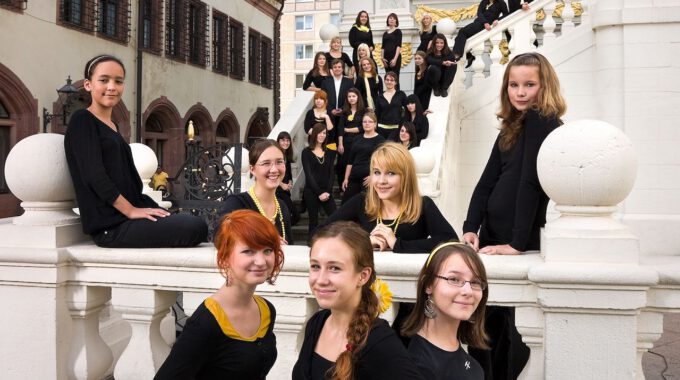 Fotoshooting des Mädchenchores der Schola Cantorum Leipzig in der Leipziger Innenstadt