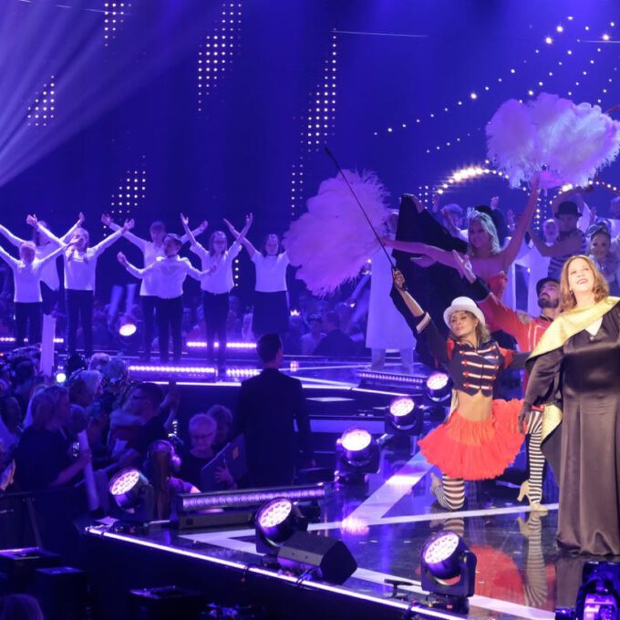 Kurzauftritt unseres Kinderchores mit Kathy Kelly in der Samstagabendshow "Alle singen Kaiser" mit Florian Silbereisen