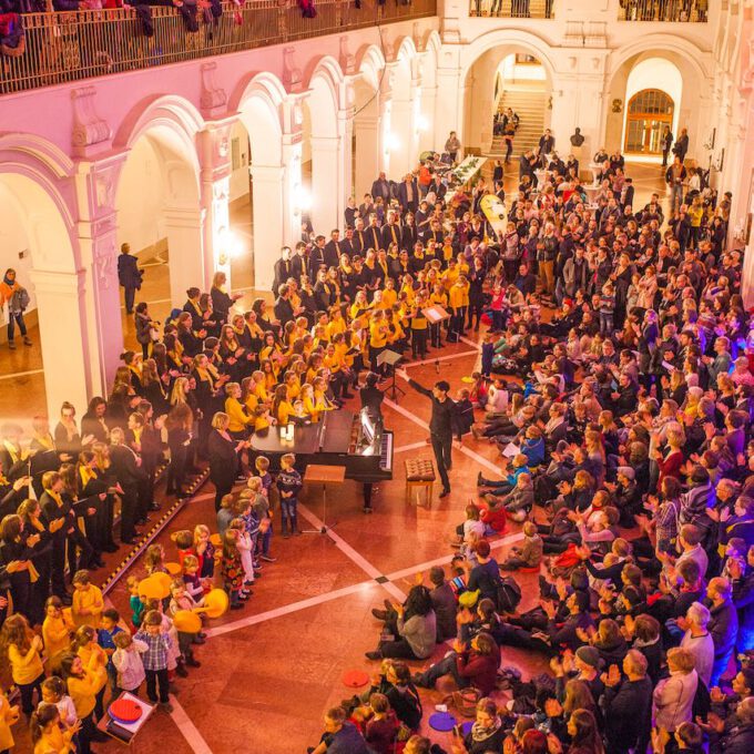 Musikalische Eröffnung Der Advents- Und Weihnachtssaison Mit Der Schola Cantorum Im Neuen Rathaus Leipzig