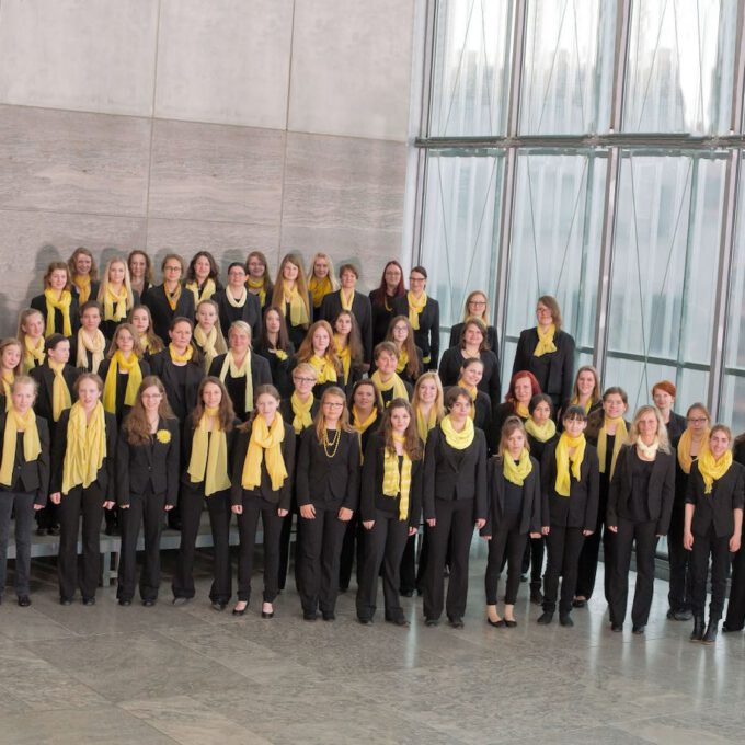 Mitglieder des Mädchen- und Frauenchores der Schola Cantorum im Museum der bildenden Künste Leipzig