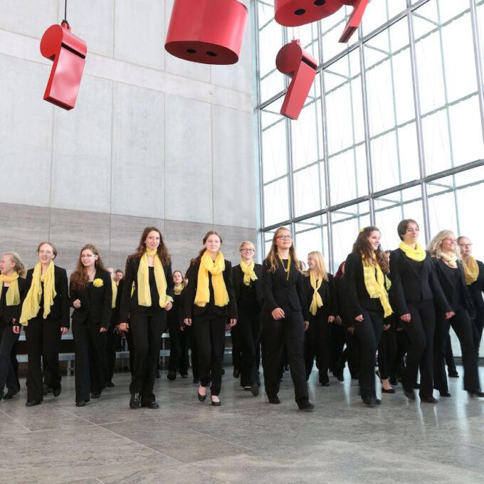 Mitglieder des Mädchen- und Frauenchores der Schola Cantorum im Museum der bildenden Künste Leipzig