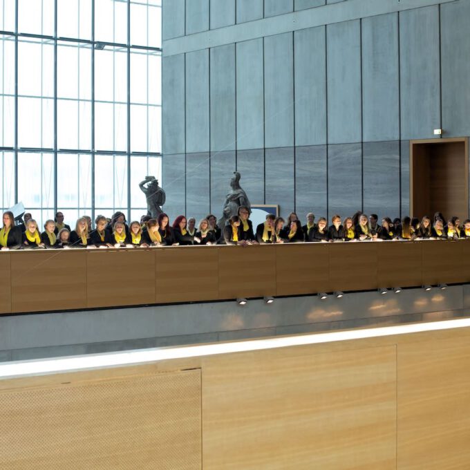 Mitglieder des Mädchen- und Frauenchores der Schola Cantorum im Museum der bildenden Künste Leipzig