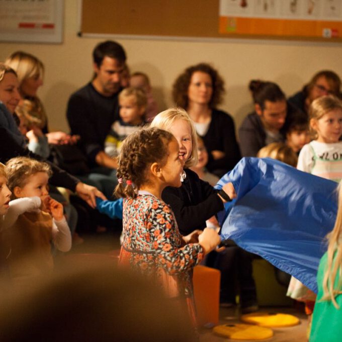 Kinder mit klassischer Musik in Berührung zu bringen, ist das Anliegen der Konzertreihe "Große Musik für kleine Ohren"
