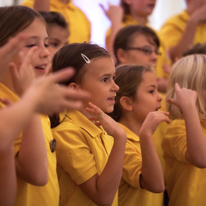 Der Kinderchor der Stadt Leipzig mit traditionellem und modernem Herbstrepertoire in der Alten Börse