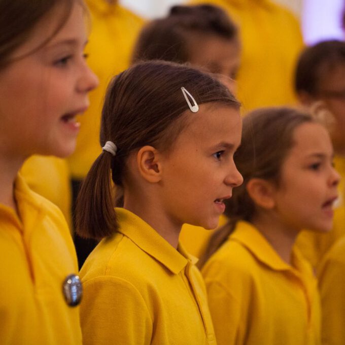 Der Kinderchor Der Stadt Leipzig Mit Traditionellem Und Modernem Herbstrepertoire In Der Alten Börse