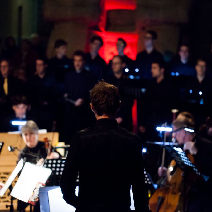 Kammerchor Der Stadt Leipzig Und Rudolf-Hildebrand-Schule Markkleeberg Mit Musik Von Vivaldi Im Festlich Erleuchteten Völkerschlachtdenkmal