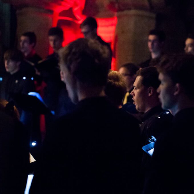 Kammerchor Der Stadt Leipzig Und Rudolf-Hildebrand-Schule Markkleeberg Mit Musik Von Vivaldi Im Festlich Erleuchteten Völkerschlachtdenkmal