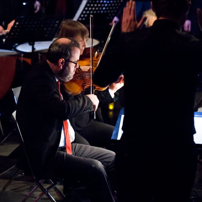 Kammerchor Der Stadt Leipzig Und Rudolf-Hildebrand-Schule Markkleeberg Mit Musik Von Vivaldi Im Festlich Erleuchteten Völkerschlachtdenkmal