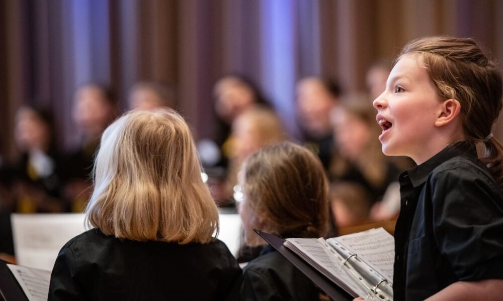 Frühlingskonzert Im Festsaal Des Neuen Rathauses Leipzig