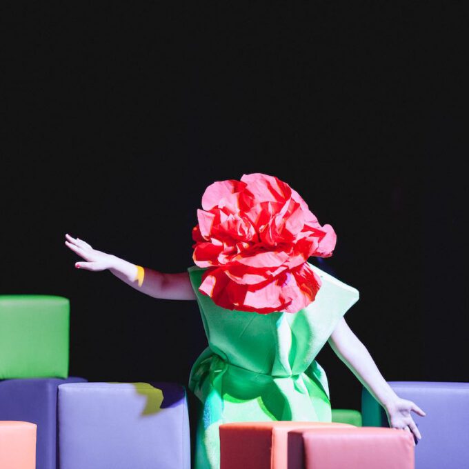 Die Rose in der Kinderoper "Der kleine Prinz"