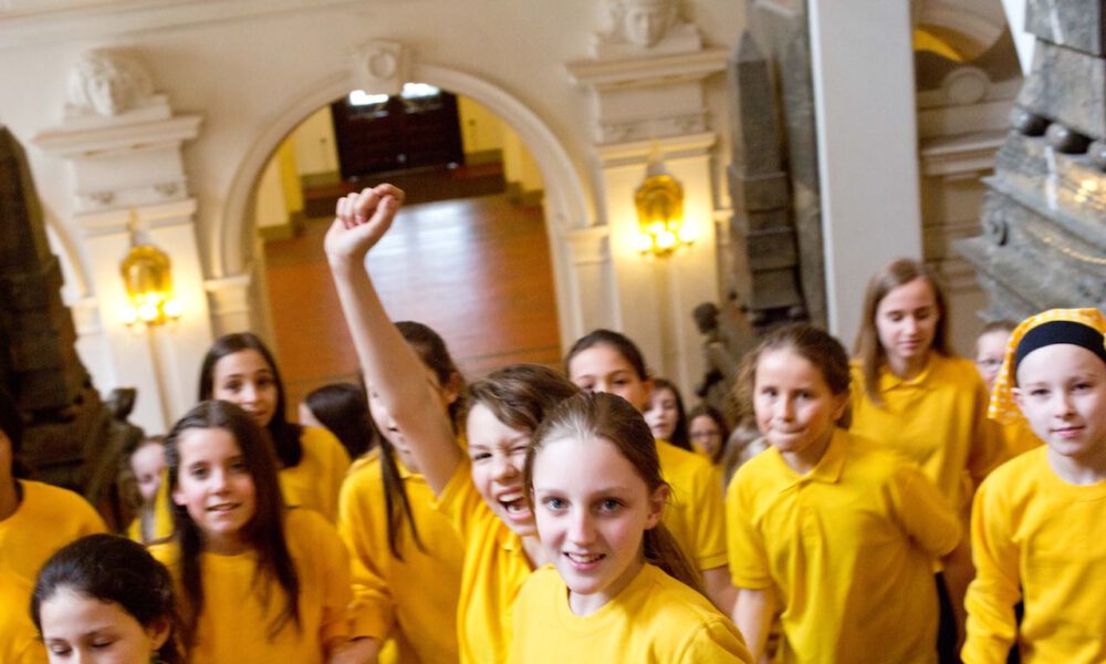 Mitglieder Des Kinderchores Schola Cantorum Im Neuen Rathaus Leipzig