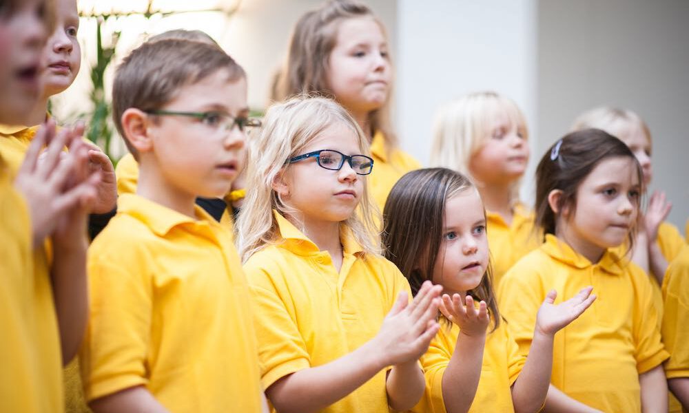 Mitglieder der Spatzenchöre in der Kinderklinik der Universität Leipzig