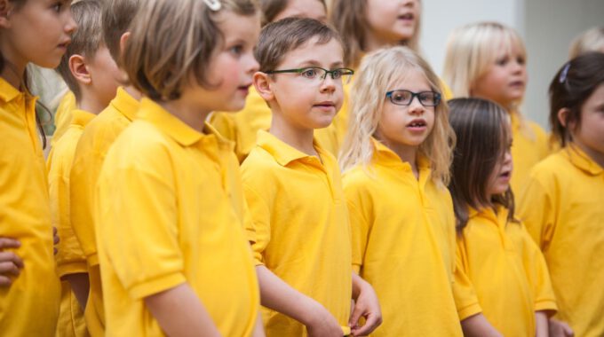 Mitglieder der Spatzenchöre in der Kinderklinik der Universität Leipzig