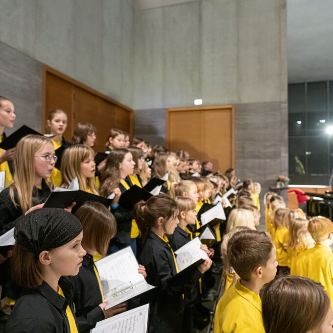 Weihnachtskonzert von Spatzenchören und Kinderchor im Museum der bildenden Künste