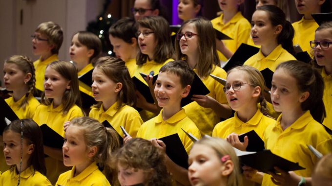 Gemeinsames Weihnachtskonzert Von Spatzenchören Und Kinderchor Der Stadt Leipzig