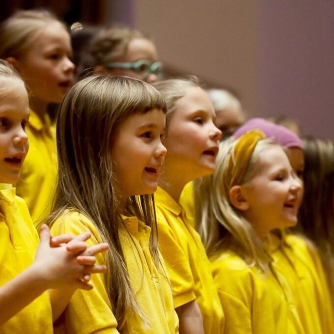 Gemeinsames Weihnachtskonzert Von Spatzenchören Und Kinderchor Der Stadt Leipzig