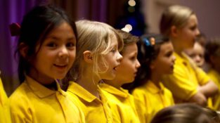 Gemeinsames Weihnachtskonzert Von Spatzenchören Und Kinderchor Der Stadt Leipzig