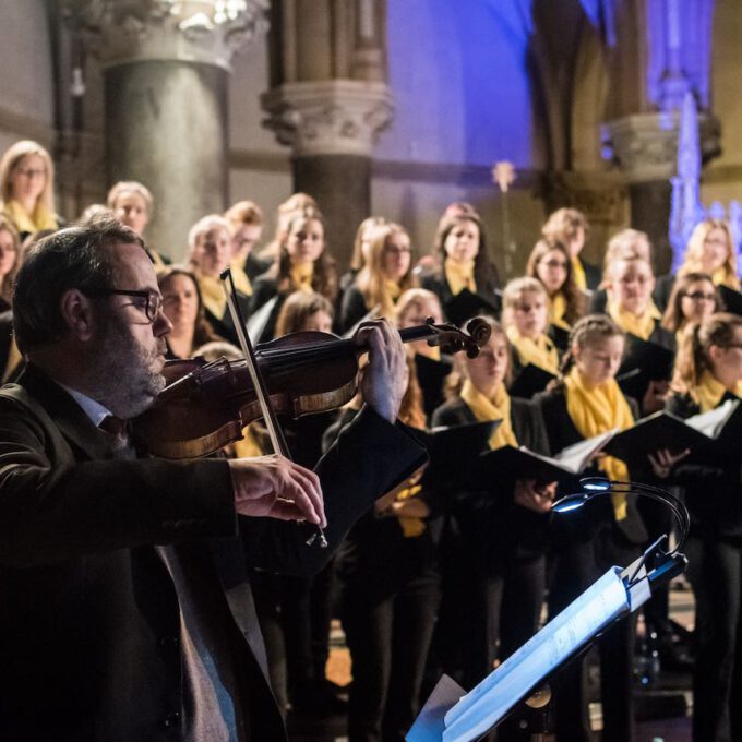 Weihnachtsliedersingen Des Mädchen- Und Frauenchores In Der Leipziger Peterskirche