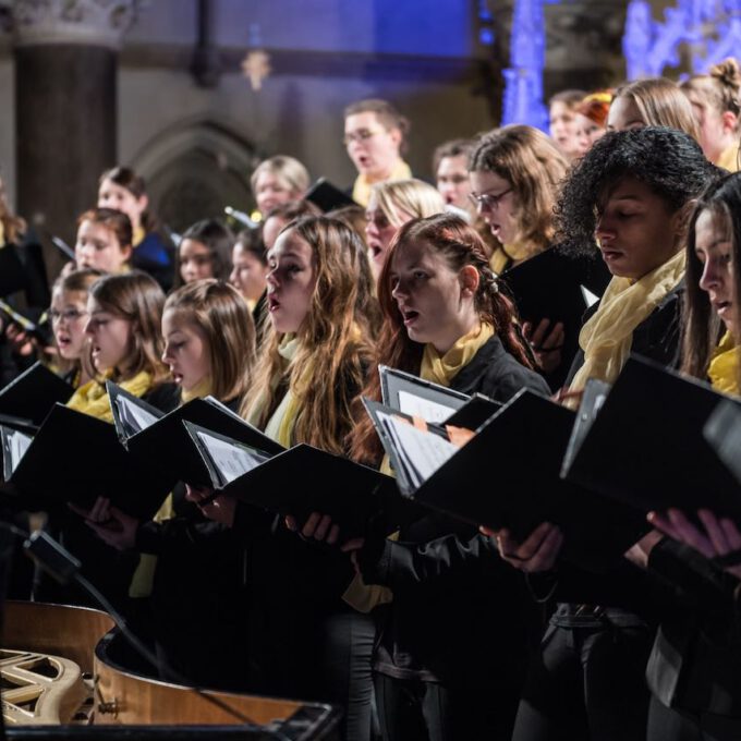 Weihnachtsliedersingen Des Mädchen- Und Frauenchores In Der Leipziger Peterskirche