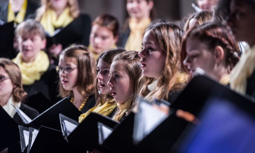 Weihnachtsliedersingen Des Mädchen- Und Frauenchores In Der Leipziger Peterskirche