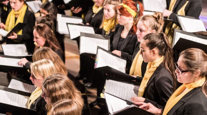 Weihnachtsliedersingen des Mädchen- und Frauenchores in der Leipziger Peterskirche