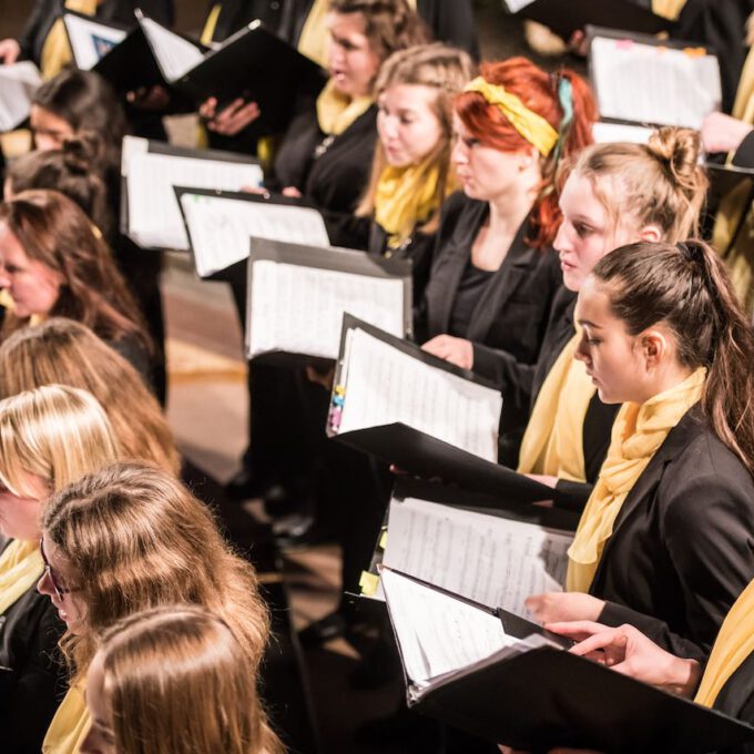 Weihnachtsliedersingen Des Mädchen- Und Frauenchores In Der Leipziger Peterskirche