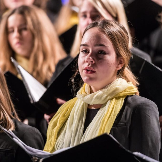 Weihnachtsliedersingen Des Mädchen- Und Frauenchores In Der Leipziger Peterskirche