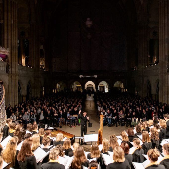 Traditionelles Weihnachtsliedersingen In Der Peterskirche