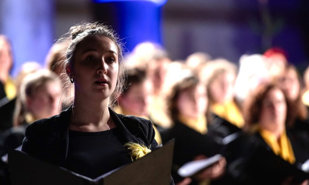 Traditionelles Weihnachtsliedersingen In Der Peterskirche Leipzig