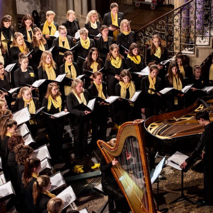 Traditionelles Weihnachtsliedersingen In Der Peterskirche Leipzig