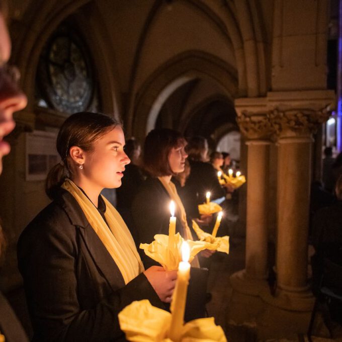 Traditionelles Weihnachtsliedersingen In Der Peterskirche Leipzig