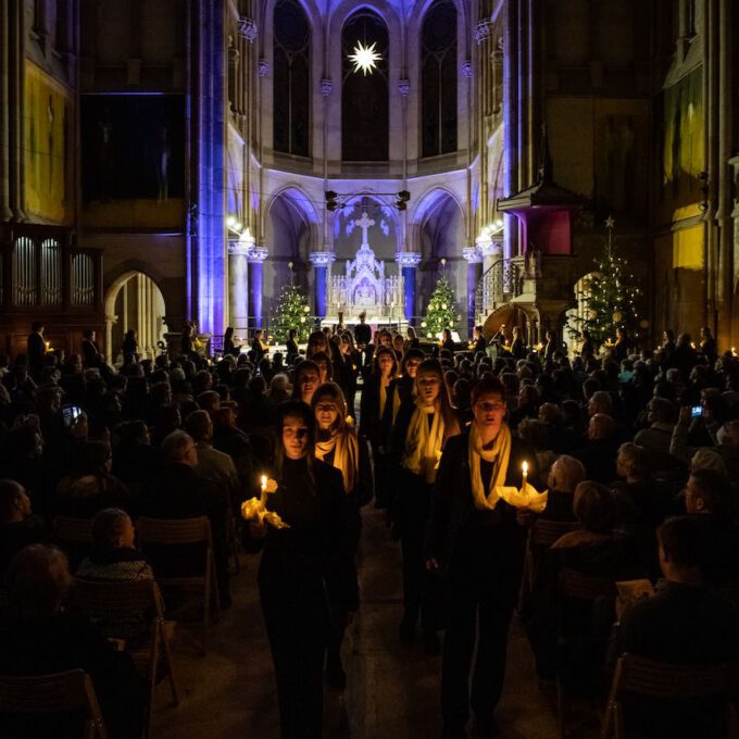 Traditionelles Weihnachtsliedersingen In Der Peterskirche Leipzig