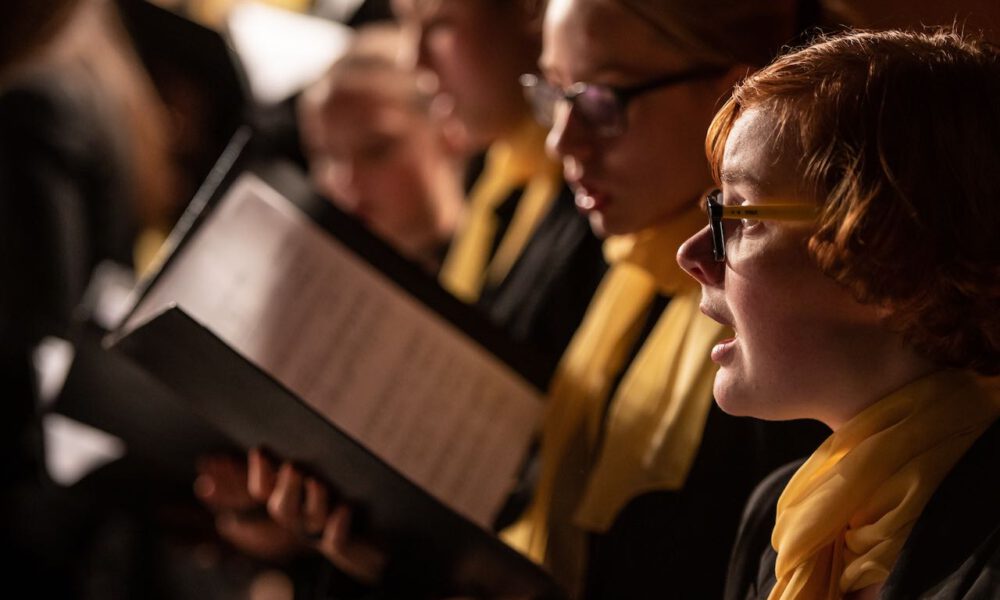 Traditionelles Weihnachtsliedersingen In Der Peterskirche Leipzig