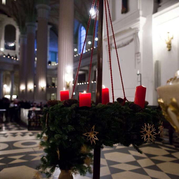 Weihnachtsmusik Des Diakonischen Werkes Mit Mädchen-, Frauen- Und Kammerchor Der Schola Cantorum Leipzig