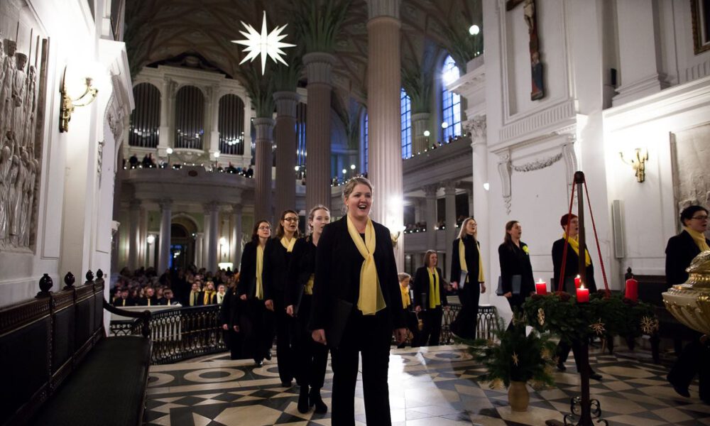 Weihnachtsmusik des Diakonischen Werkes mit Mädchen-, Frauen- und Kammerchor der Schola Cantorum Leipzig