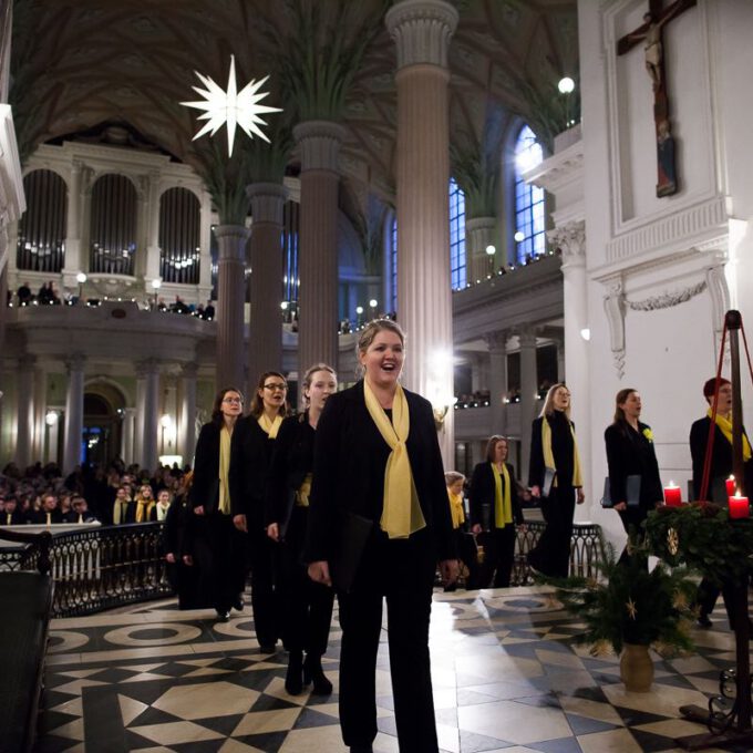 Weihnachtsmusik des Diakonischen Werkes mit Mädchen-, Frauen- und Kammerchor der Schola Cantorum Leipzig