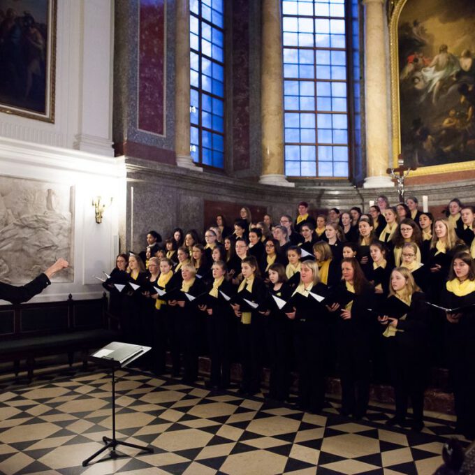 Weihnachtsmusik des Diakonischen Werkes mit Mädchen-, Frauen- und Kammerchor der Schola Cantorum Leipzig