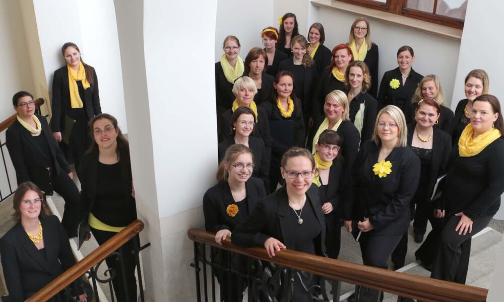 Mitglieder des Ensembles im Neuen Rathaus Leipzig
