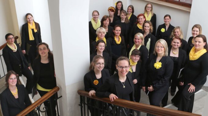 Mitglieder des Ensembles im Neuen Rathaus Leipzig