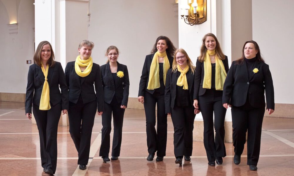 Mitglieder des Frauenchores im Neuen Rathaus Leipzig