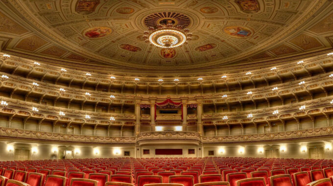 Besucherparkett der Semperoper Dresden