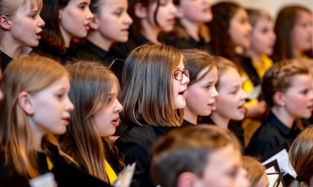 Mitglieder Des Kinderchores Während Eines Konzertes