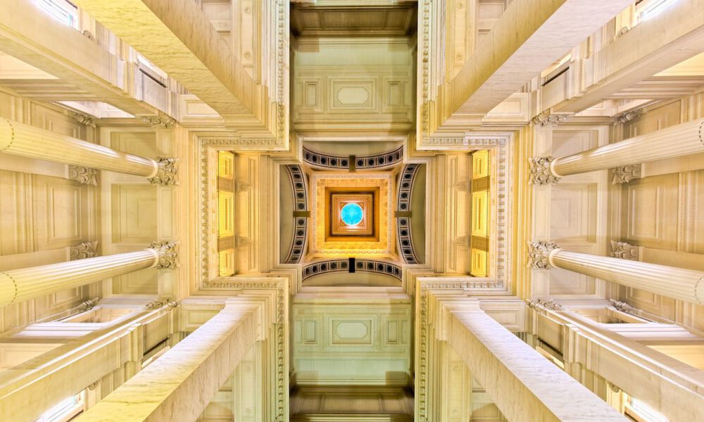 Monumentale Architektur im Palais Justice Brüssel