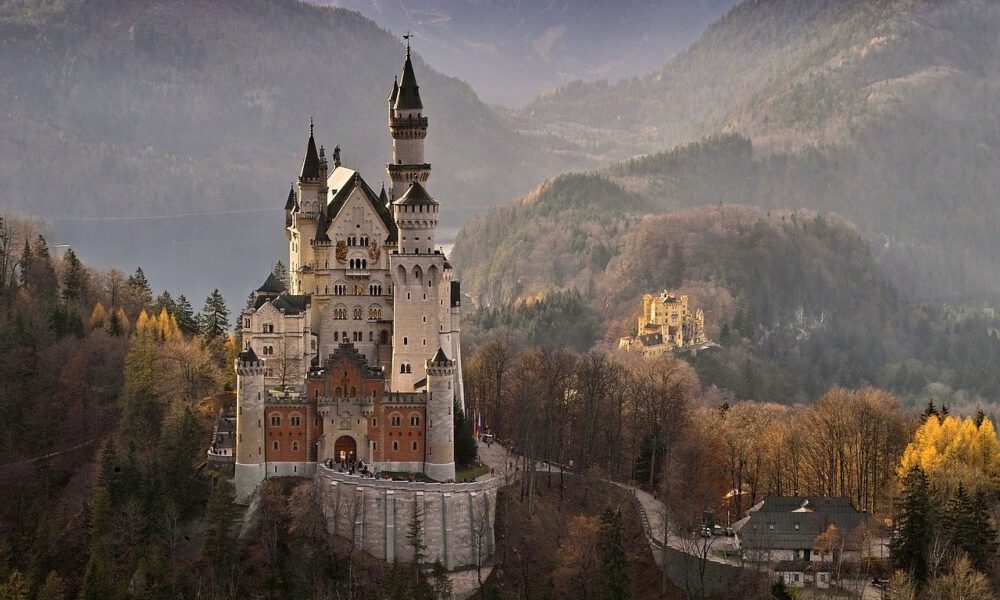 Schloss Neuschwanstein Im Herbst